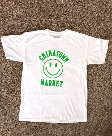 Market Complexcon Chinatown market x Gucci smiley short 